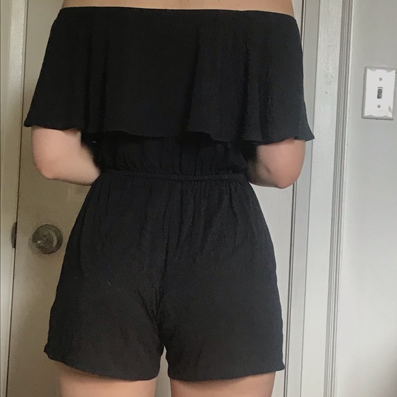 Old Navy black off the shoulder romper - Picture 4 of 6